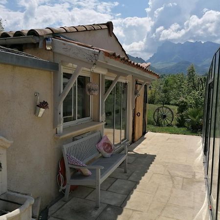Chambre Avec Jacuzzi Privatif "Le Pecher" Saillans  Eksteriør bilde